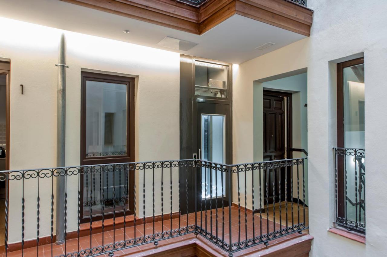Apartamentos Con Encanto En La Latina Madrid Dış mekan fotoğraf